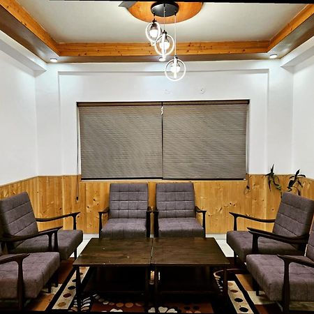 Weekend Vibes Bed and Breakfast Kasauli Exterior foto